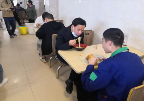 电气工程学院认真落实“一课一片一实践”活动