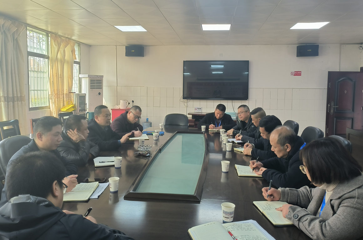 学院院长廖与飞一行莅临电气工程学院调研后勤和学管工作