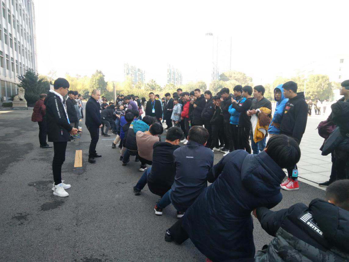 系部拔河比赛活动剪影