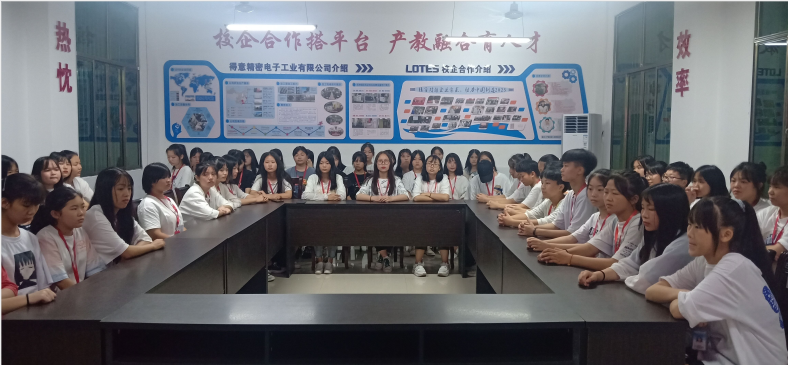 “做最好的自己”——模具系女生心理健康讲座