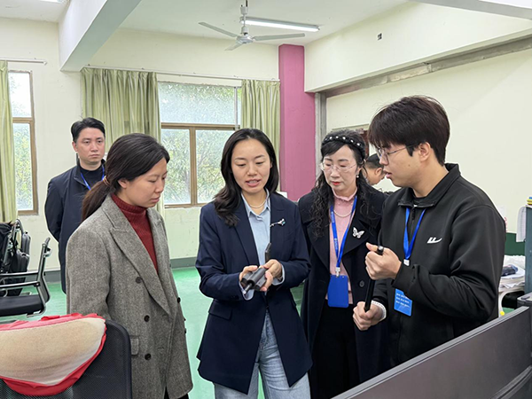 衡阳市人社局对我院申报市级创业孵化基地(市级大学生创业孵化基地)开展评审工作