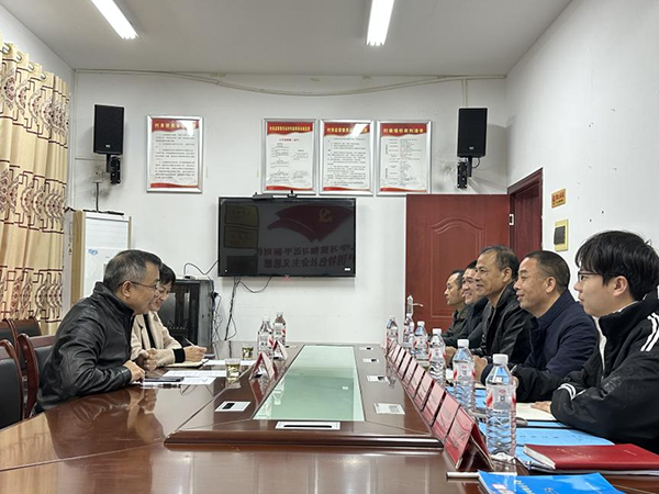 学院党委书记肖春林赴江山村调研乡村振兴工作